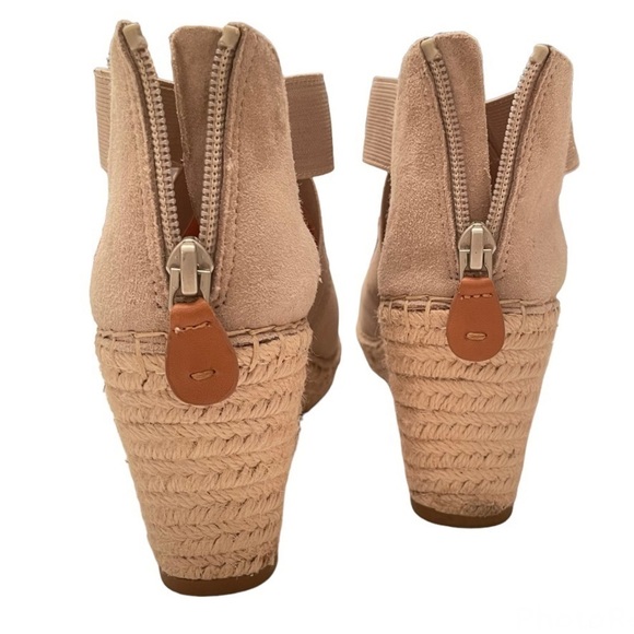GENTLE Souls by Kenneth Cole Cross Elastic Nude Suede Espadrille Wedge 7.5 - Picture 4 of 9
